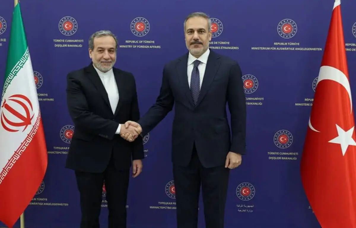 پیام تبریک عراقچی به هاکان فیدان به مناسبت عید جمهوریت در ترکیه
