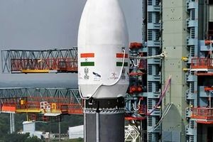  لحظه پرتاب آزمایشی اولین موشک فضایی سرنشین‌دار هند/ ویدئو
