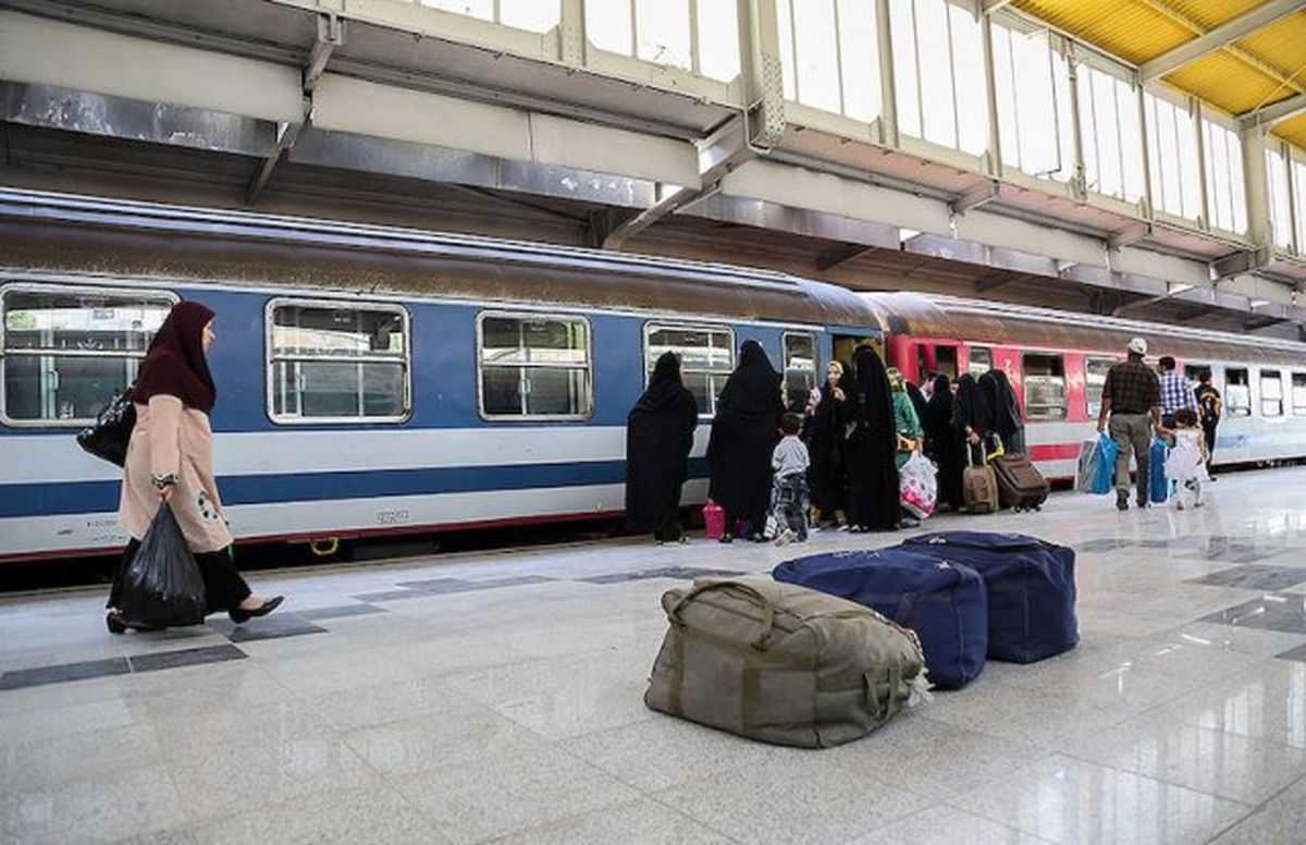 آغاز پیشفروش بلیت قطارهای مسافری دیماه از فردا