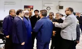 بازدید رئیس کمیسیون انرژی مجلس از پتروشیمی خارک و پایانه‌های نفتی

