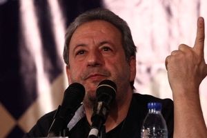 واکنش کارگردان «قلاده های طلا» به کنسرت شجریان