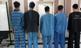 زورگیری خشن از یک خبرنگار در خیابان بهشت/ زورگیران زمینگیر شدند/ ویدئو