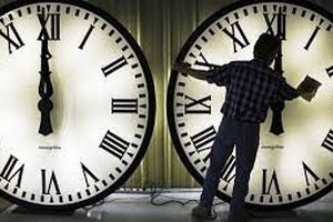 هشدار نماینده مجلس درباره «نارضایتی کارمندان و ارباب رجوع» از تغییر ساعت کار