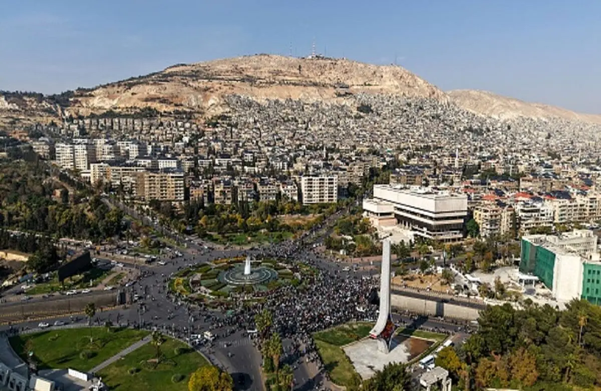 پرواز هواپیماهای شناسایی اسرائیل بر فراز دمشق همزمان با نفوذ زمینی در جنوب سوریه

