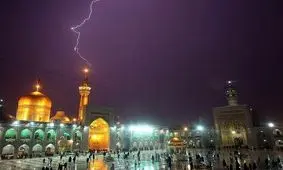 بارش شدید باران همراه با رعدوبرق هم‌اکنون در مشهد/ ویدئو