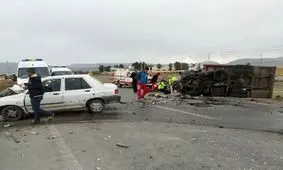  تصادف زنجیره‌ای مینی‌بوس حامل دانش آموزان با دو خودرو