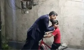 پاسخ رئیسی به نامه‌ یک‌خطی پسربچه‌ اصفهانی/ عکس

