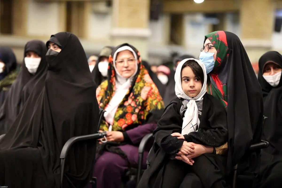الهام چرخنده در دیدار امروز بانوان فرهیخته با رهبر انقلاب