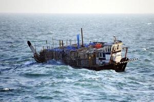 نجات جان ۶ دریانورد ایرانی در محدوده آب‌ های کویت