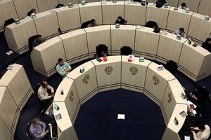 تزریق منابع مالی علاج بازار سرمایه نیست