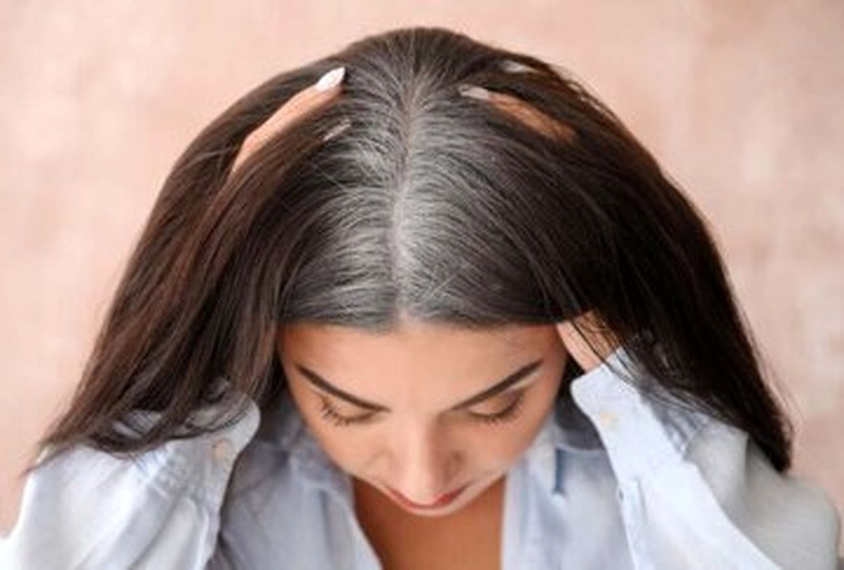 چطور با افزایش سن موهای سالمتری داشته باشیم؟
