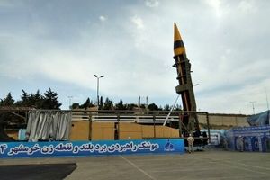 موشک راهبردی خرمشهر ۴ رونمایی شد/ لحظه پرتاب