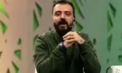 جلوی فعالیت افرادی مانند ابوطالب حسینی و امیرحسین قیاسی را نگیرید اما از پول بیت المال به آنها امکانات و آنتن ندهید
