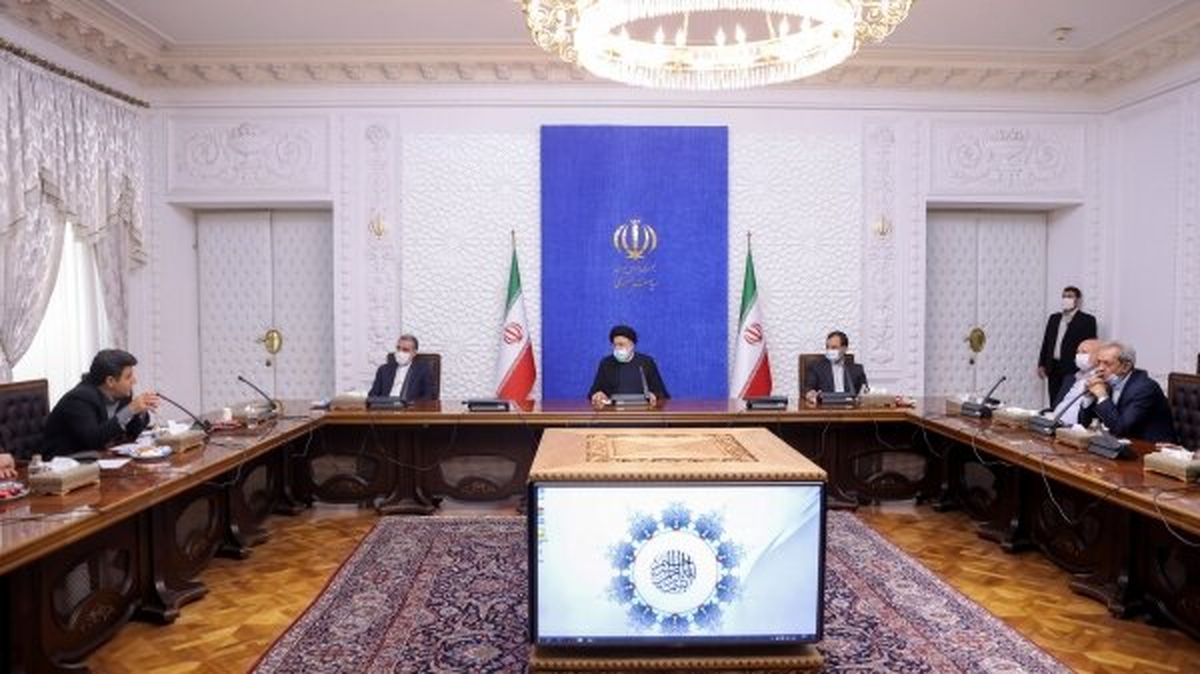 راهکارهای میدان دادن به بخش خصوصی و الزامات آن، احصا و عملیاتی شود