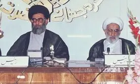 سفر در زمان؛ «آیت الله جنتی در کنار رهبر انقلاب و در مسیر بازدید از جبهه»؛ سال 59