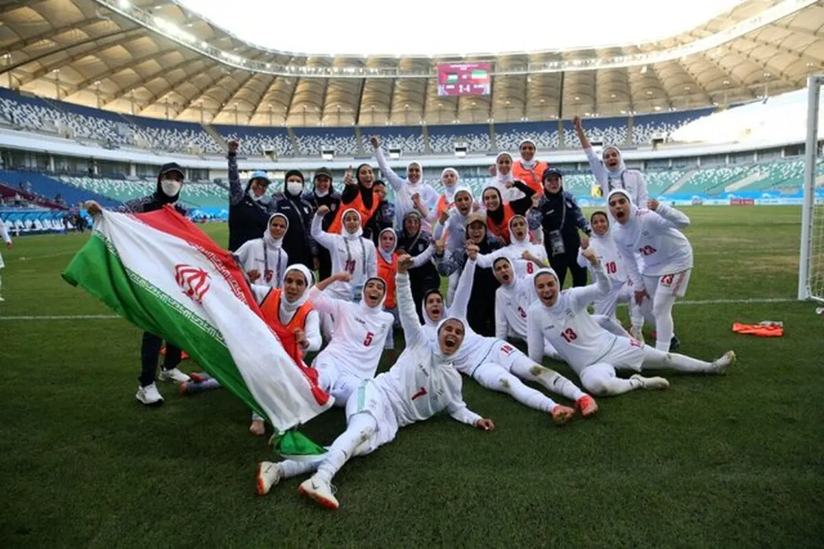 آیتم خنده دار حذف شده از بازپخش فوتبال ۱۲۰ درباره نگاه جنسیتی در فوتبال/ ویدئو
