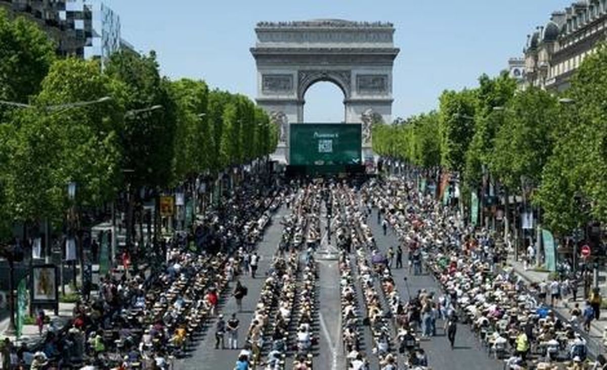 بزرگترین امتحان دیکته جهان در پاریس/ ویدئو
