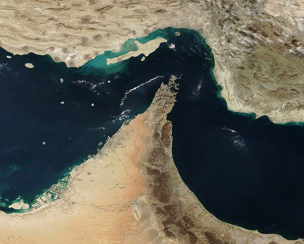 اطلاعاتی به تهران رسیده که اگر گفتگوهای ایران و عمان به گشایش تنگه هرمز بینجامد، محاصره دریایی لغو می‌شود