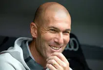 رویای زیزو برآورده شد؛ زیدان روی نیمکت تیم ملی فوتبال فرانسه

