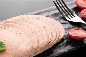 ساندویچ کالباس، بهترین غذای بین راهی در سفرها!
