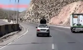 توقیف خودرو به دلیل حرکت خطرناک زن بدلکار/ ویدئو