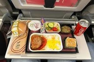 پذیرایی لاکچری از مسافران هواپیمای کیش خبرساز شد/ ویدئو