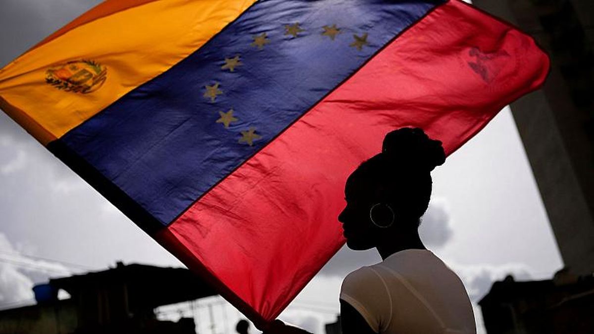 هیات آمریکایی در تلاش برای بازسازی روابط با ونزوئلا به کاراکاس سفر کردند