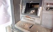 تخریب دستگاه‌های عابر بانک "بیرجند"