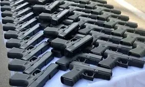 ۱۰۰ قبضه اسلحه کلت کمری در خاش کشف شد