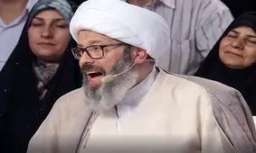 آواز خواندن یک روحانی روی آنتن صداوسیما/ ویدئو