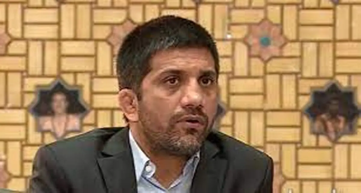 با آبروی بنا بازی نکنید/ ویدئو