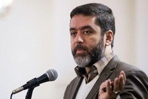  حمله تند مشاور قالیباف به علی کریمی 

