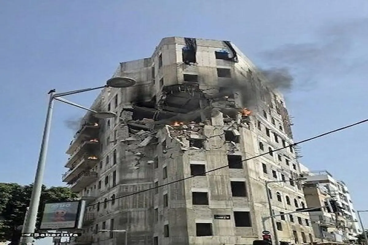 اصابت موشک ایرانی با کلاهک بارشی؛ ستون‌های دود در تل‌آویو/ ویدئو