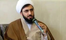 مربی غیرمسلمان برای دختر مسلمان خلاف شرع است/ فولاد مبارکه زودتر این بساط را جمع کند

