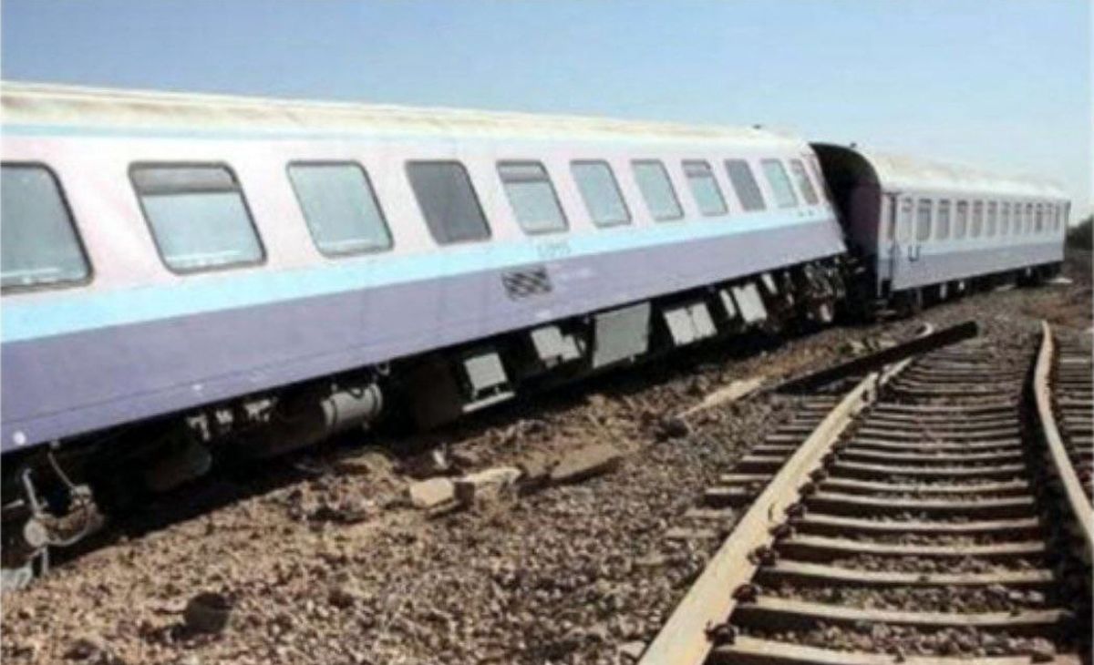 ۵ کشته و زخمی در حادثه خروج قطار از ریل در شرق هند