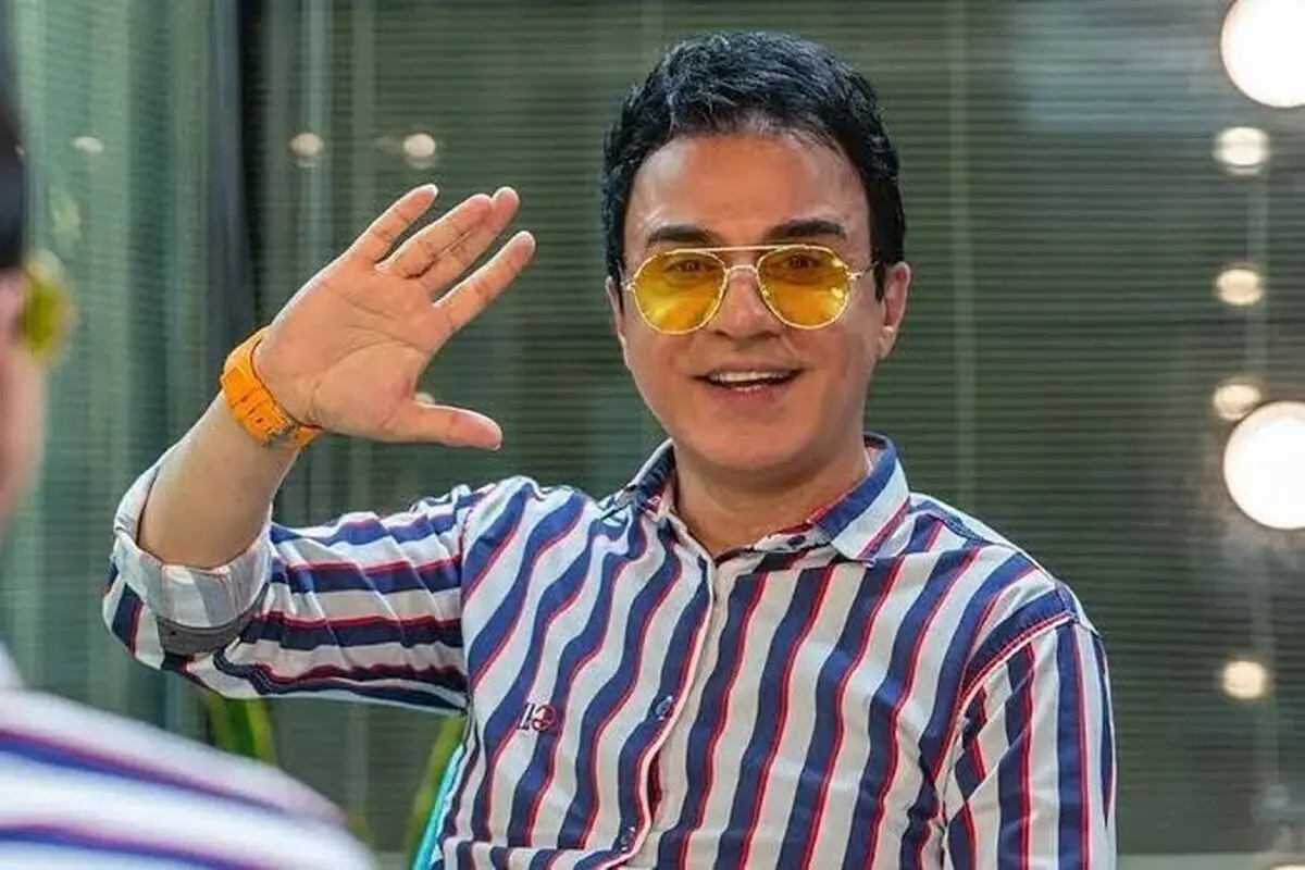 عمو پورنگ توسط دختران نوجوان محاصره شد/ ویدئو