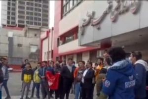 تجمع هواداران پدیده در اعتراض به شکل مدیریتی فرهاد حمیداوی و مجموعه شهرخودرو/ ویدئو