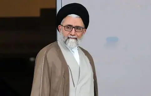  مراسم وداع با پیکر مطهر «اسماعیل خطیب» در حرم رضوی/ ویدئو