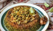 ته انداز مرغ با سس پستو؛ پلو مخلوط با طعم ویژه