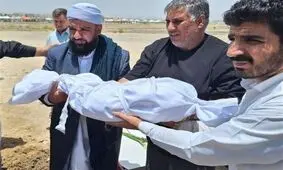 خاک‌سپاری پیکر شهید نوزاد در زاهدان