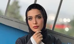 اجرای زنده این خانم بازیگر با آهنگ گوگوش بر روی صحنه تئاتر/ ساناز امامیه کیست؟/ ویدئو