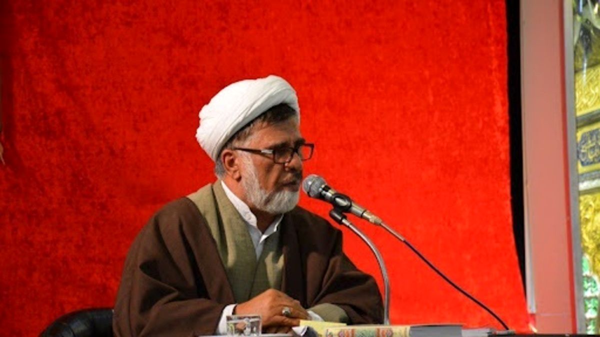 فاضل میبدی: از جریانی که در داخل مانند عقرب بی سر میجنبد، باید در هراس بود