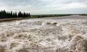 طغیان جوی آب در فارس جان یک تن را گرفت