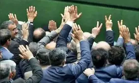 مشکلات امروز محصول عملکرد دولت‌های همسوی تندروهای جریان راست است/ پزشکیان حجب و حیا دارد و از واقعیت عملکرد دولت قبل از خود افشاگری نمی‌کند