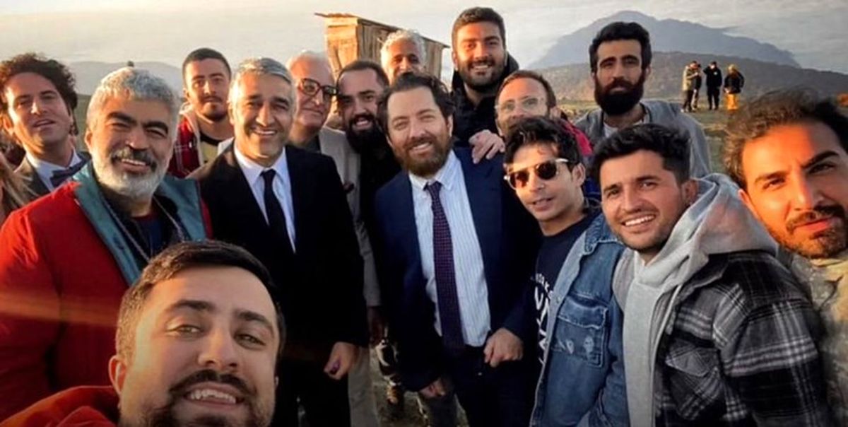 عکسی از گریم بهرام رادان و بیژن بنفشهخواه در فیلم سروش صحت