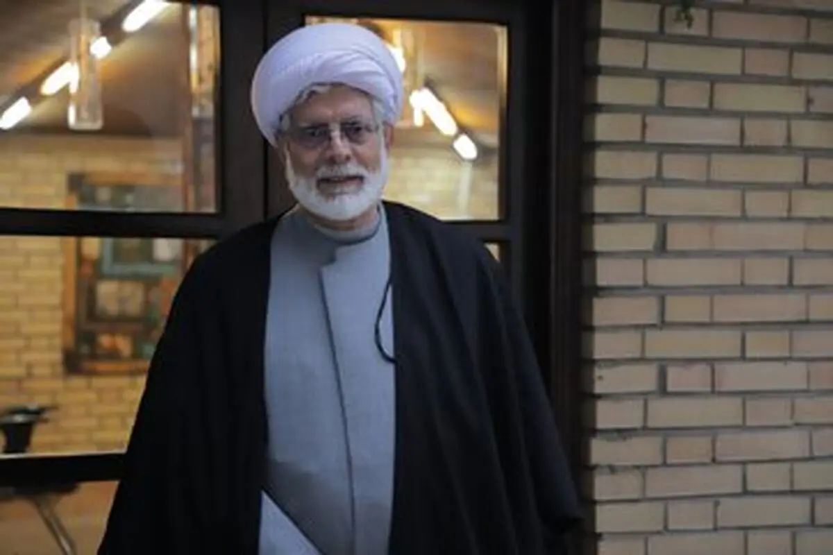 فعال سیاسی اصلاح‌طلب: برقراری صلح یا ترک مخاصمه با آمریکا در صلاحیت نمایندگان مجلس نیست/ اکثریت ملت ایران از برقراری صلح حمایت می‌کنند