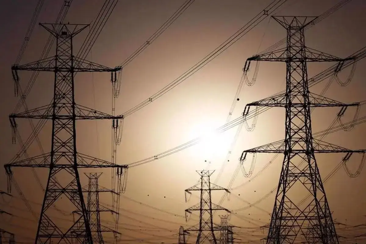 بیش از ۲٫۱ همت خسارت جنگ به شبکه برق شهرستان‌های استان تهران

