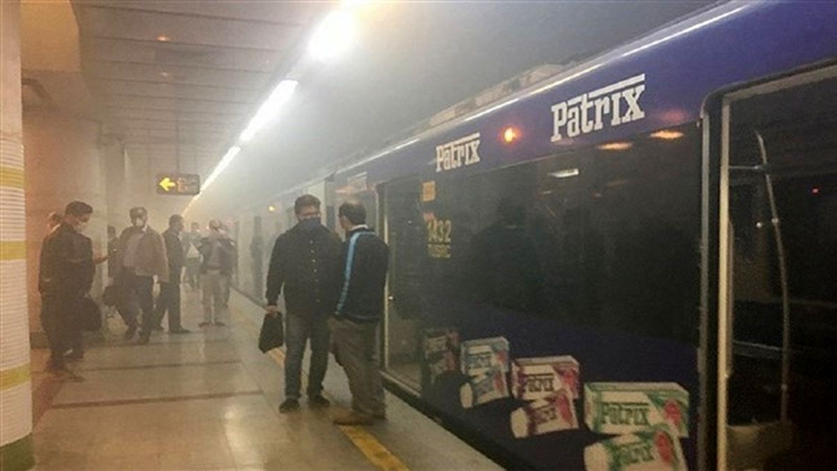ماجرای دود غلیظ در مترو تهران چه بود؟