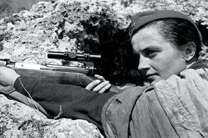 قاتلان دقیق: 12 زن روس که 775 نفر را کشتند!