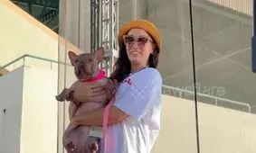 برنده مسابقه زشت‌ترین سگ جهان در کالیفرنیا تاجگذاری شد